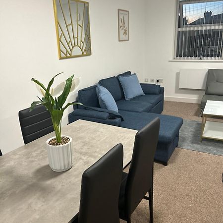Failsworth Luxury Apartment With Free Parking By Daley Stays Манчестер Экстерьер фото